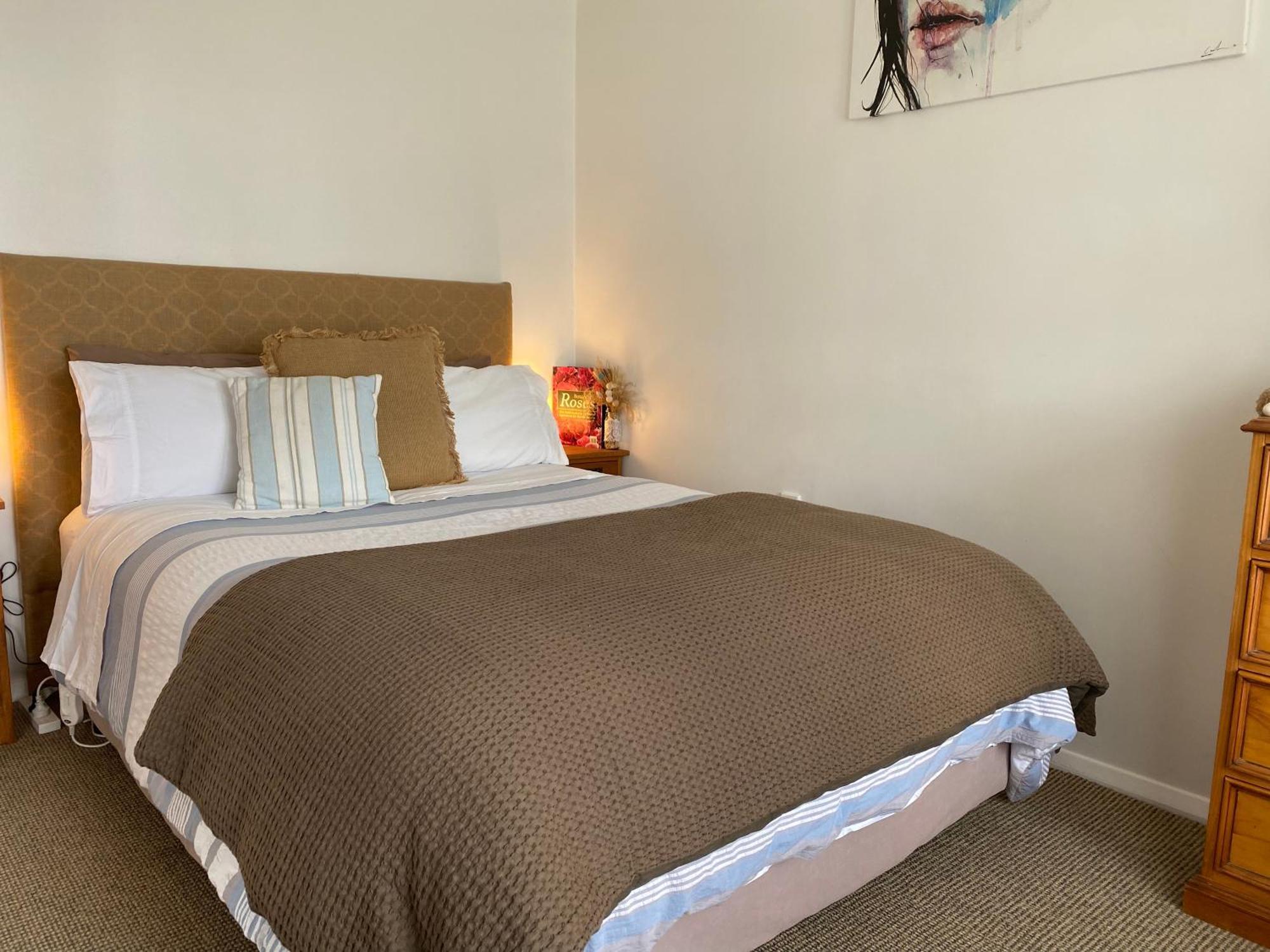 Wee Blue Bnb- Central Cosy Villa Тімару Екстер'єр фото